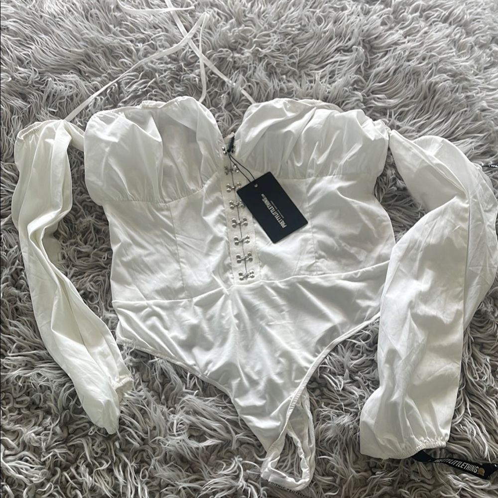 PrettyLittleThing White Long Sleeve Corset Style Bodysuit